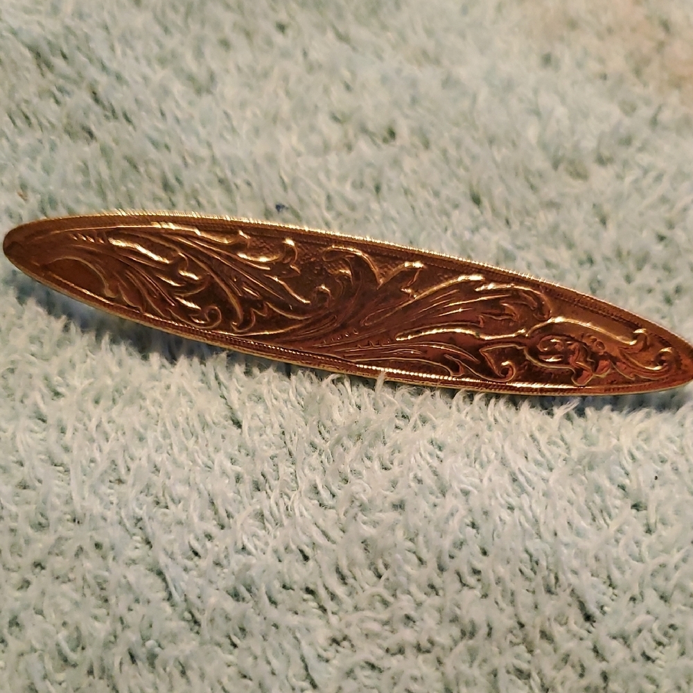 Vintage Goldtone Bar Pin By 1928 Brand